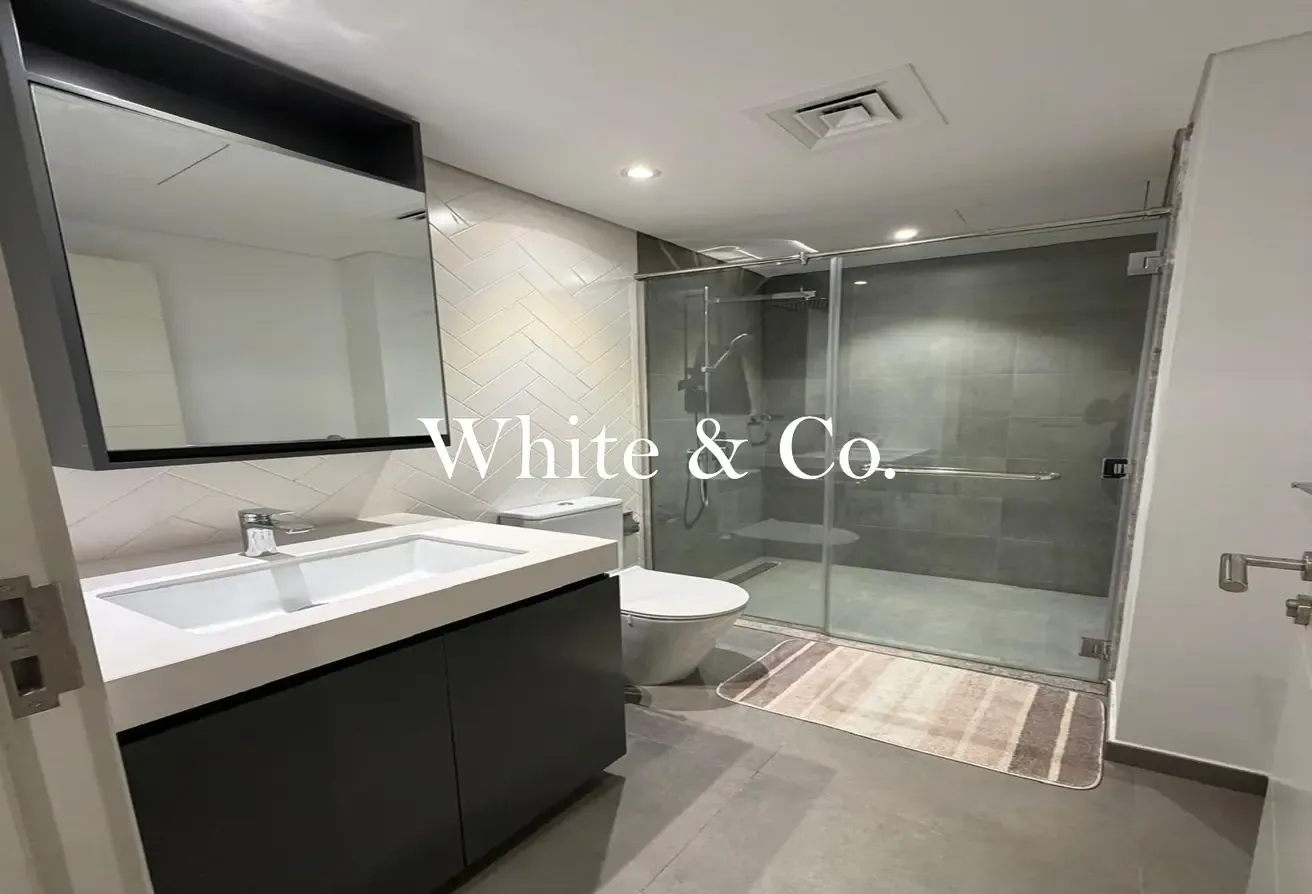 Spacious | Fully Furnished | 12 cheques