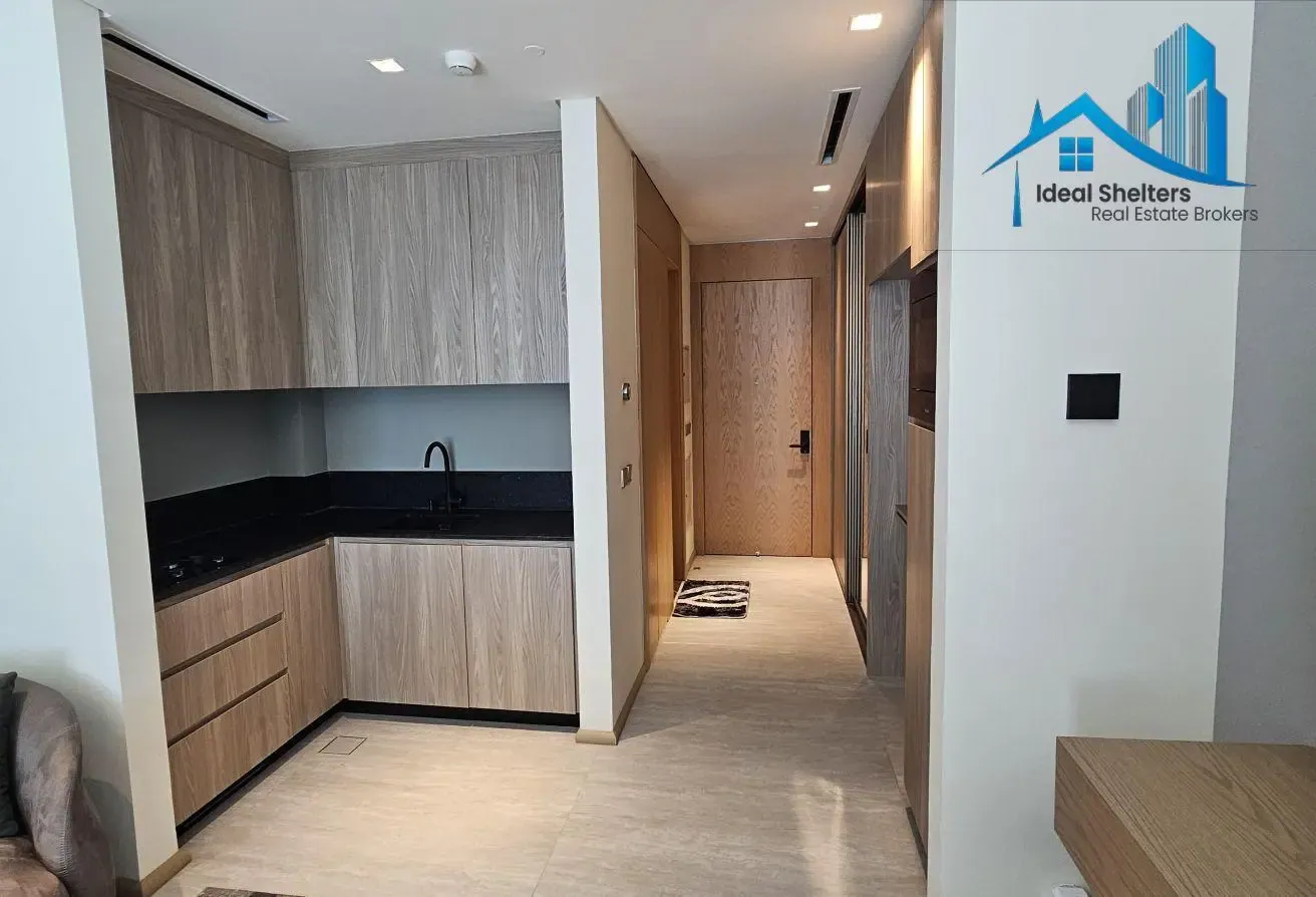 Premium Quality| Big Size| Fully Furnished| 4 Chqs