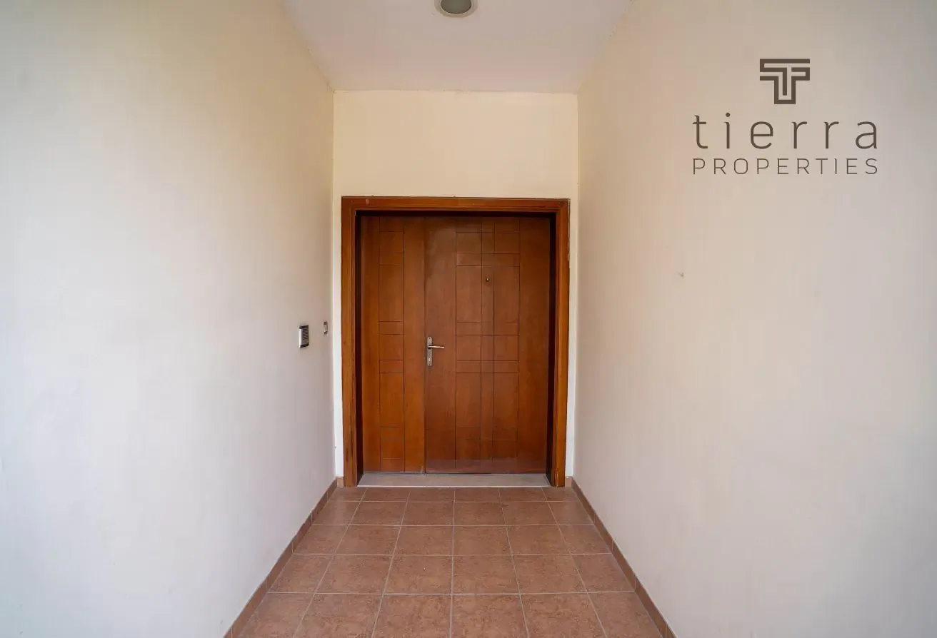 Huge Plot | Upgraded | Landscaped Garden