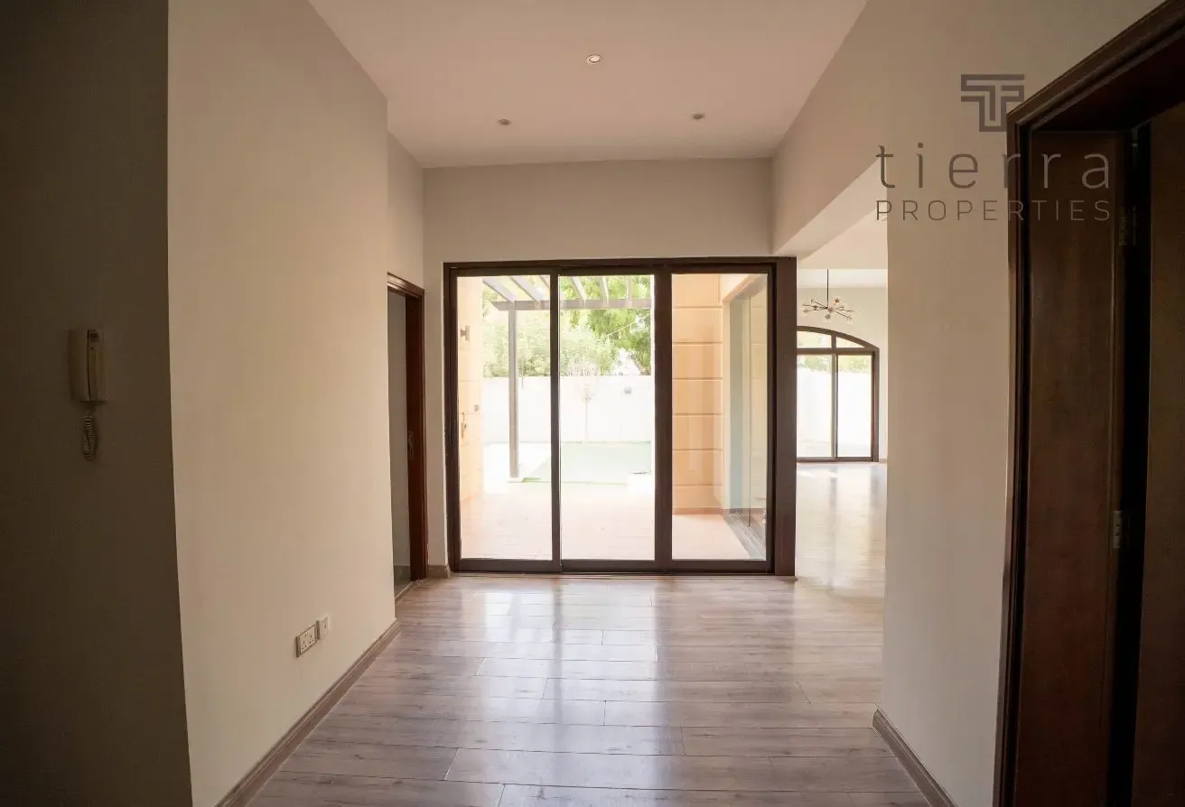 Huge Plot | Upgraded | Landscaped Garden
