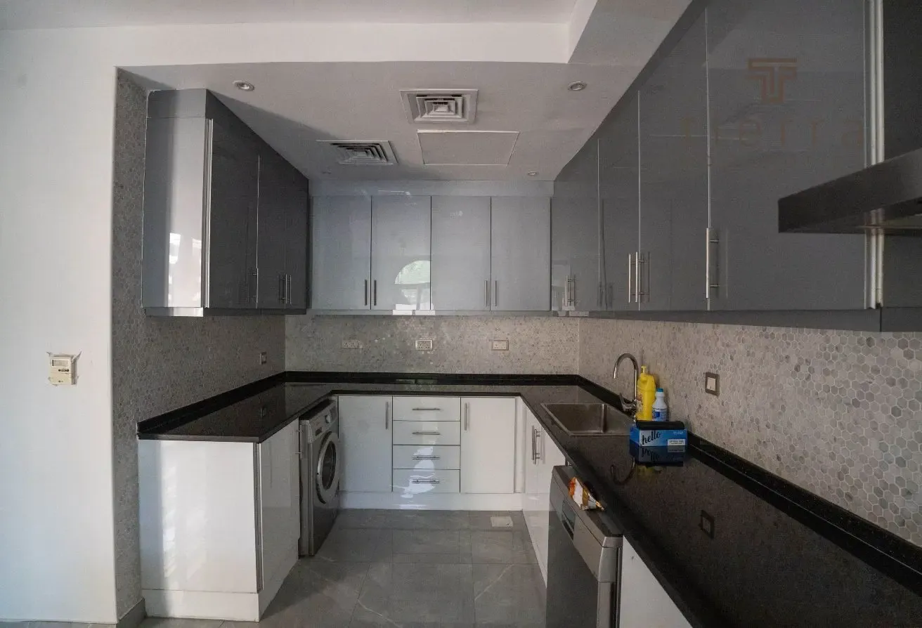 Huge Plot | Upgraded | Landscaped Garden