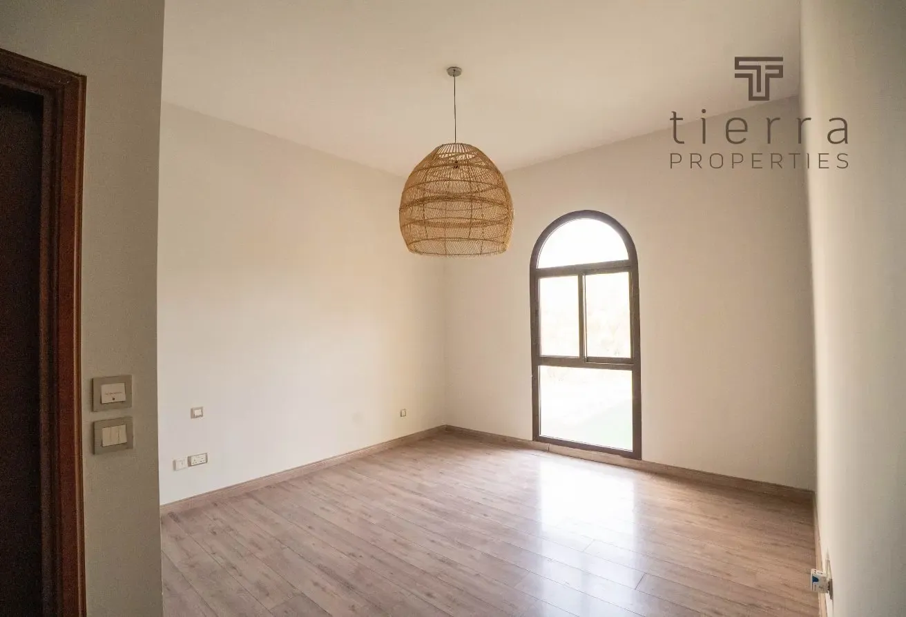 Huge Plot | Upgraded | Landscaped Garden