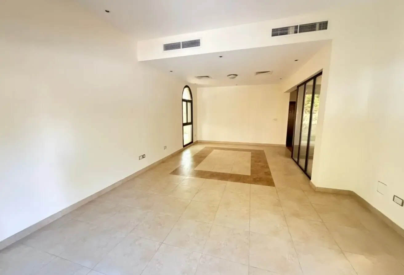 Opp Park | Vacant | Bigger Layout