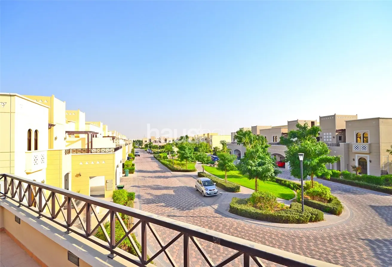 Semi Furnished | Upgraded | End Unit 4 BR