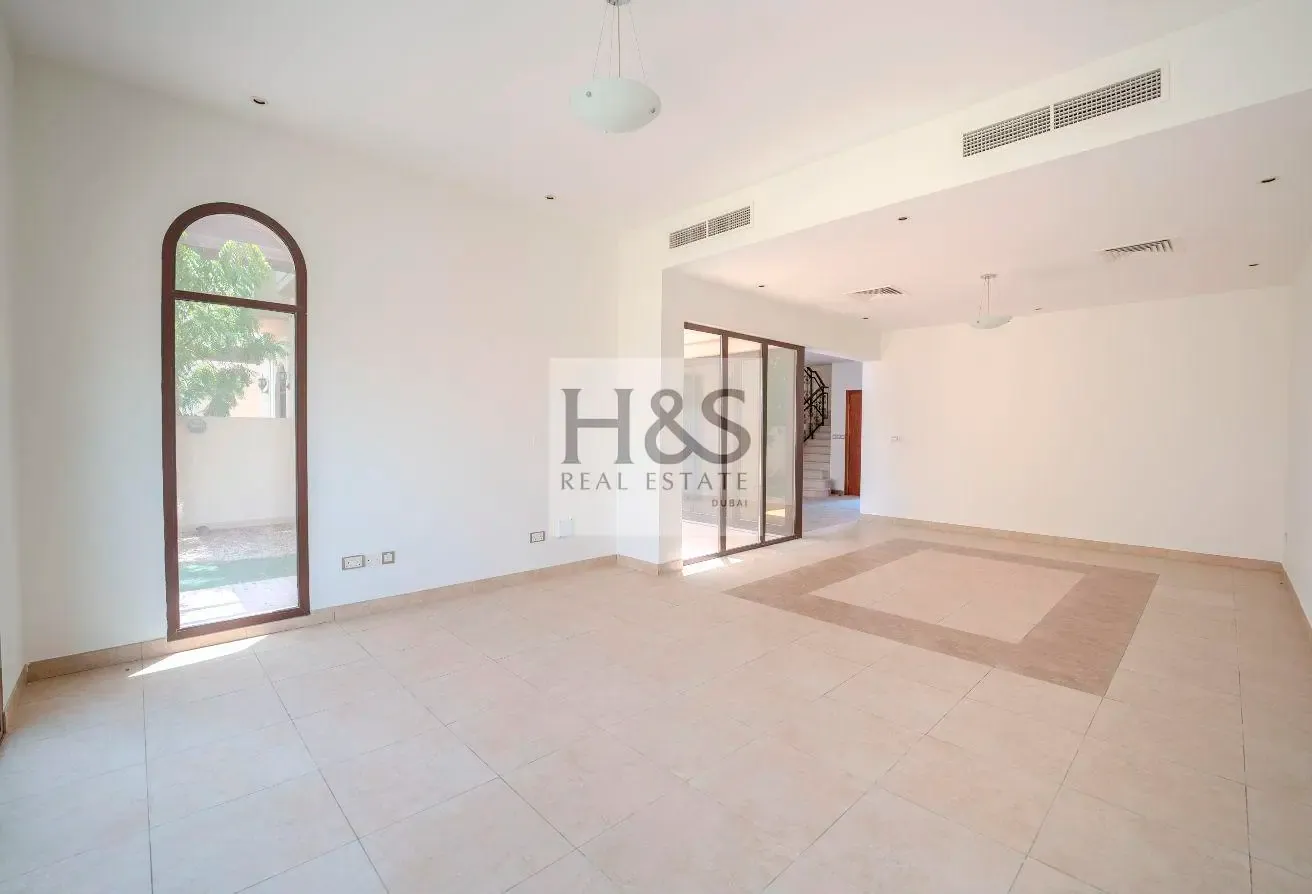 Corner Unit | Type A | 4 Bed Maid | Mudon