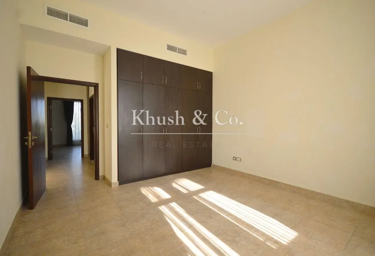 Multiple Options | Unfurnished | Big Plot