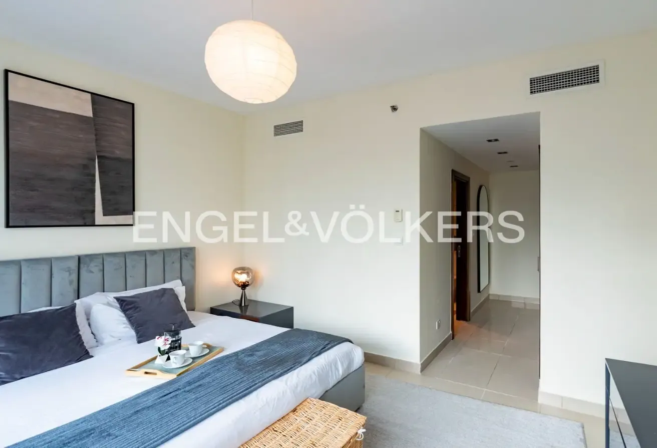 Fully Furnished  |  Upgraded  |  Low Floor