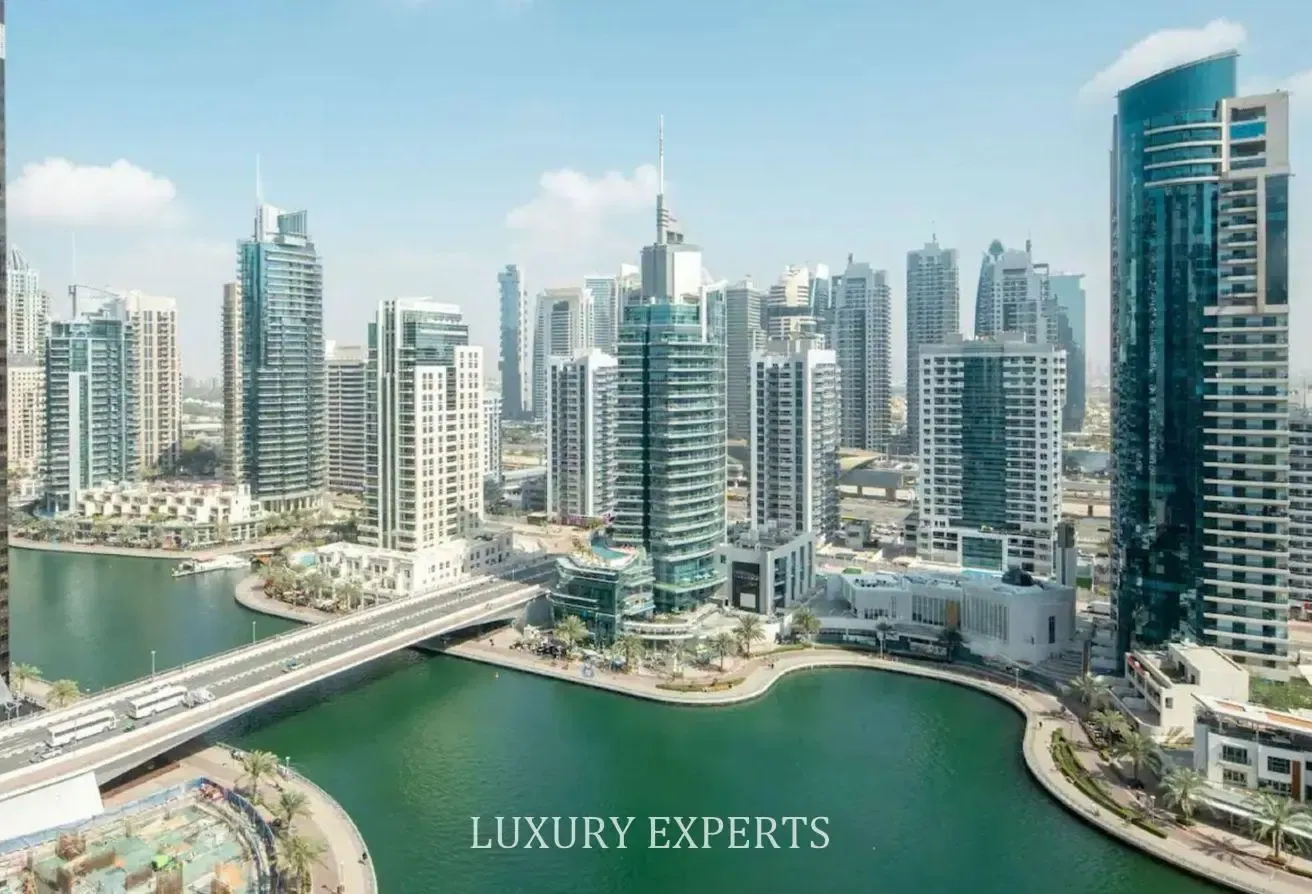 2BR I Fully Furnished I Modern