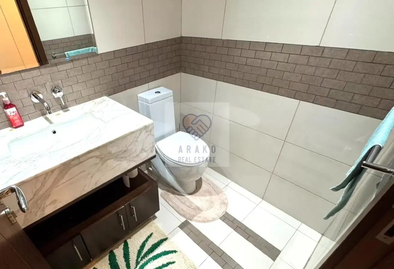 Bright & Fully Furnished 2BR | Modern Interior