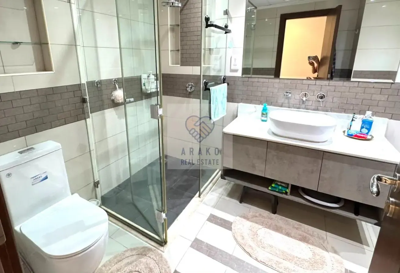 Bright & Fully Furnished 2BR | Modern Interior