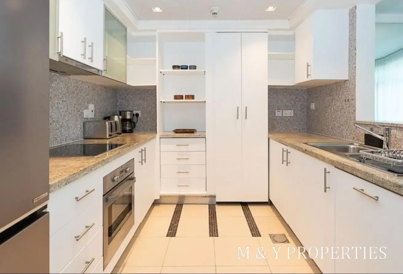 Refurbished 2BR Apartment in Park Island Dubai