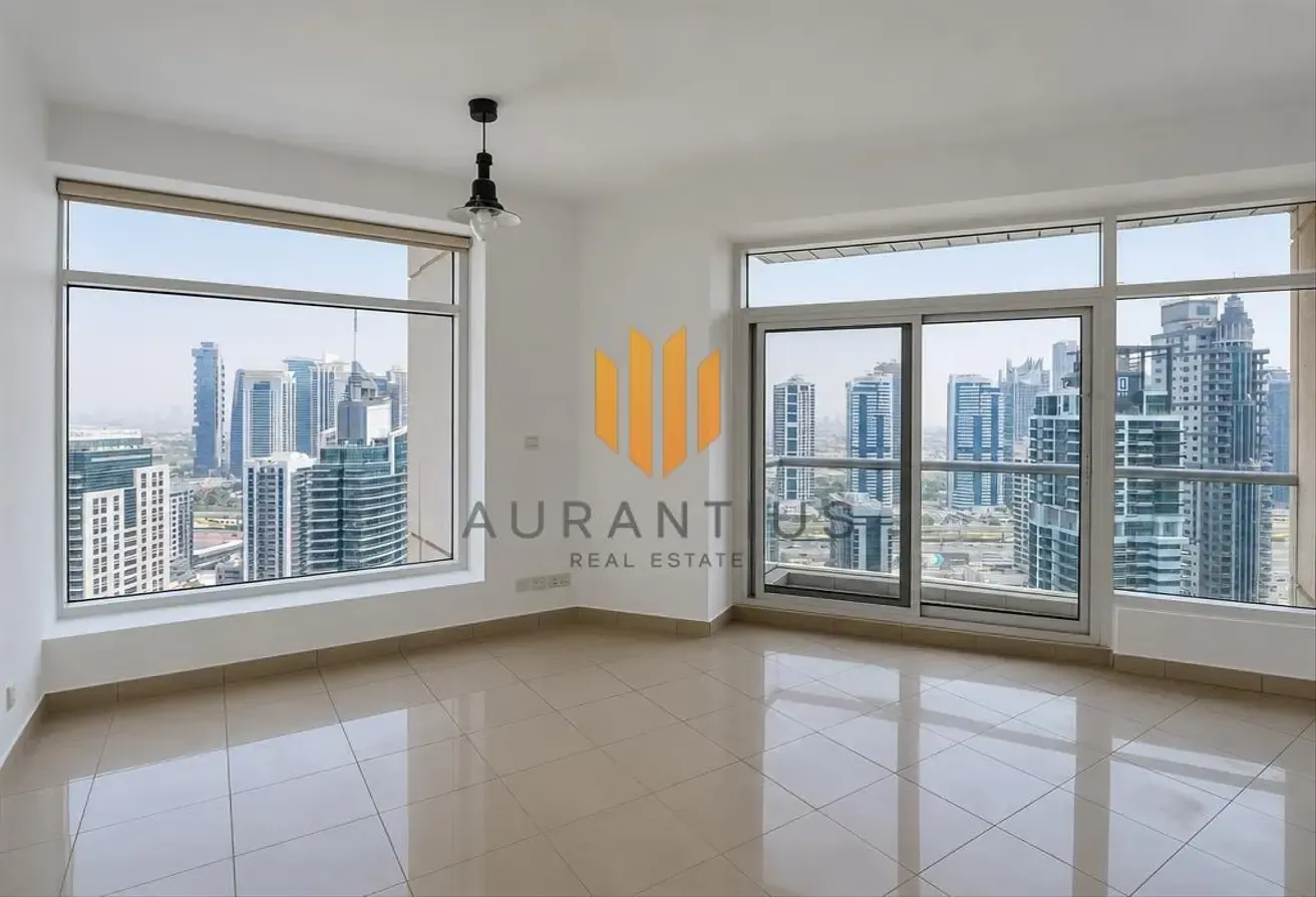 Spacious 2BR |Modern Kitchen |Prime Marina Living