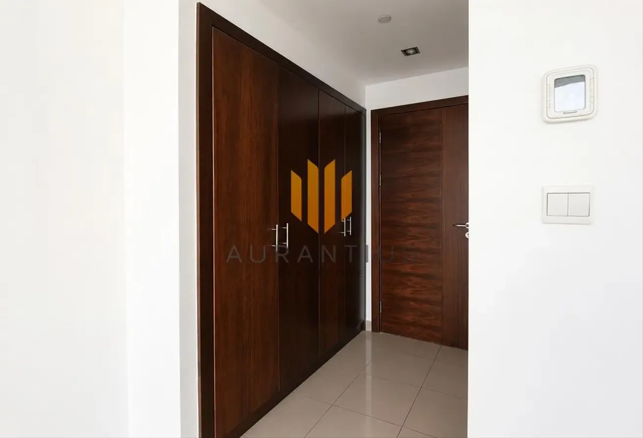 Spacious 2BR |Modern Kitchen |Prime Marina Living