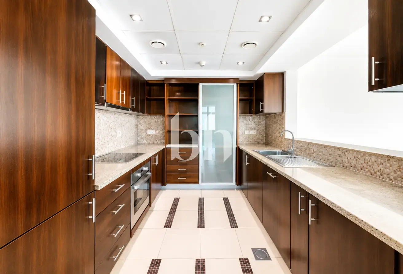 Chiller Free | Marina View | High Floor | Emaar