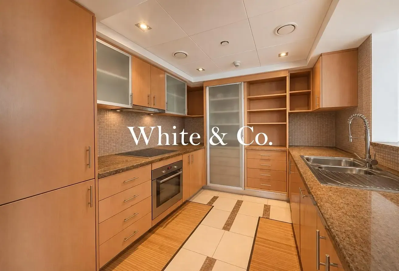 Marina View | Unfurnished | 2 Balconies