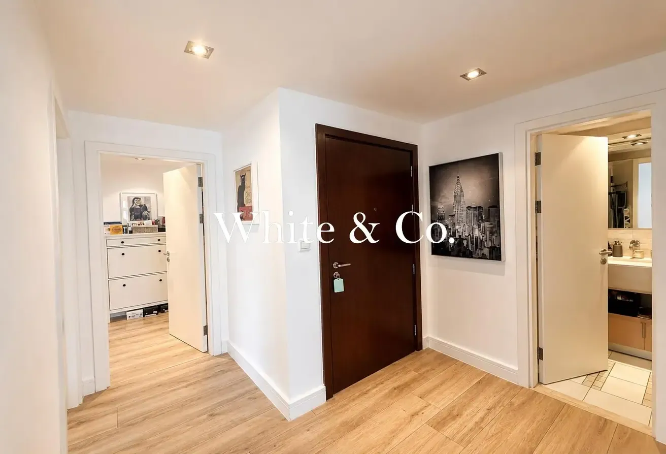 Marina View | Unfurnished | 2 Balconies