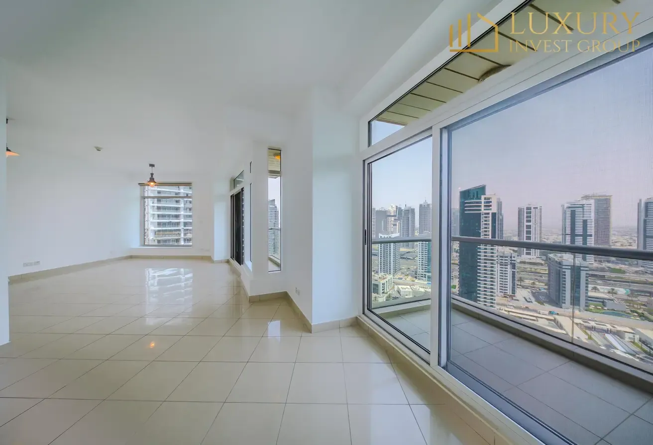 Marina View | Vacant | High Floor
