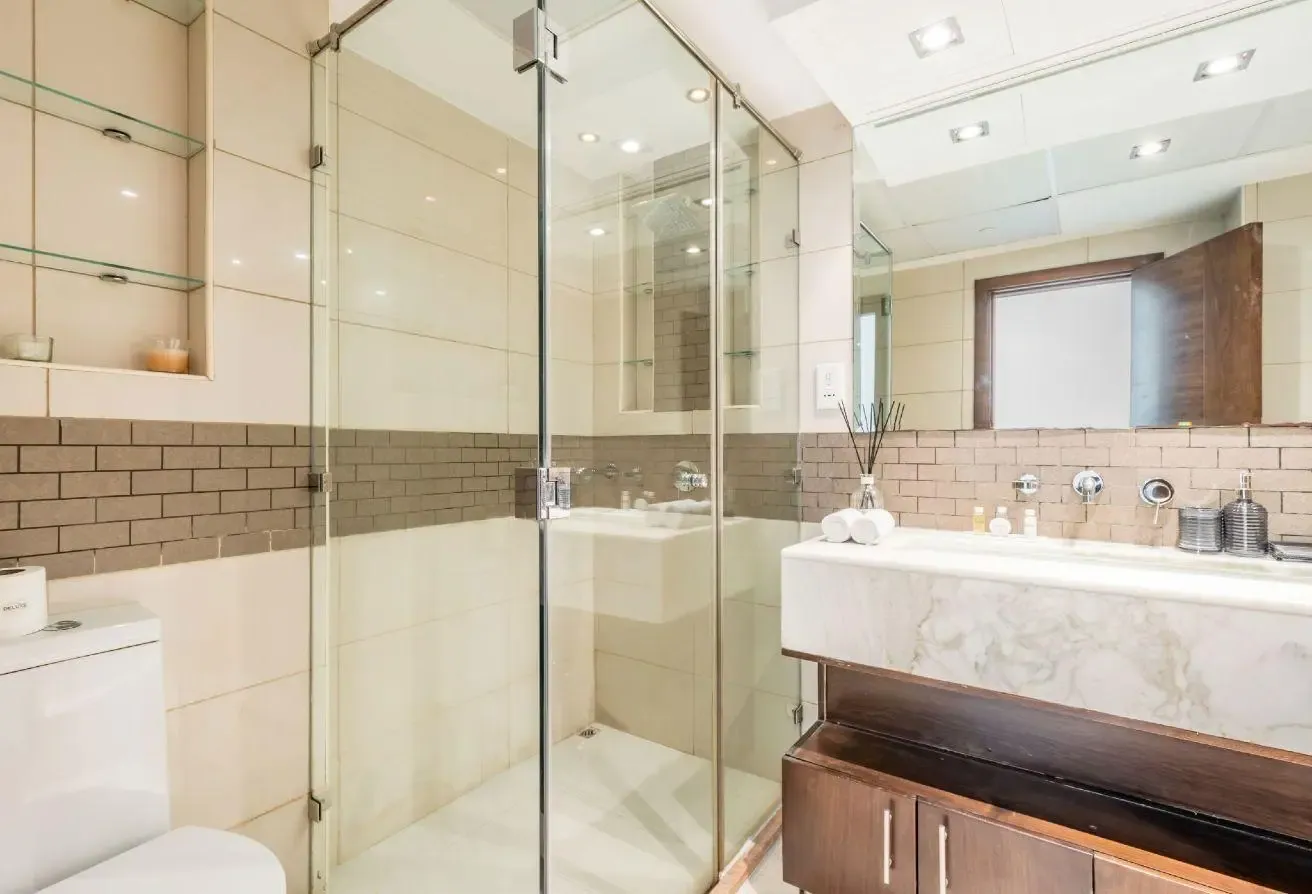 Fully Furnished | 2 Bed | Partial View