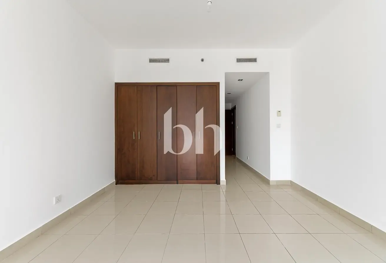 Vacant | Mid-High Floor | Unfurnished