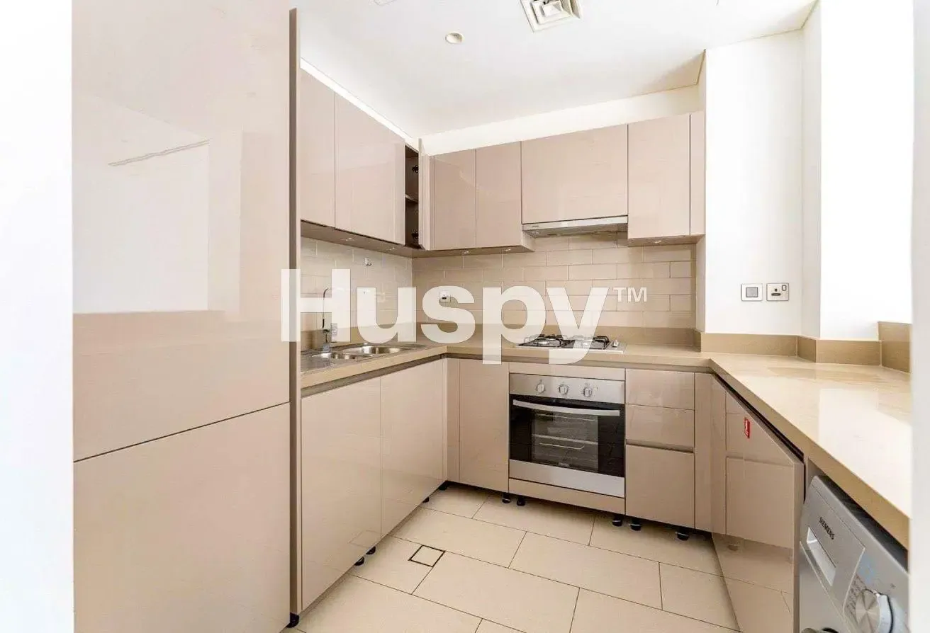 Low Floor | Community View | Vacant