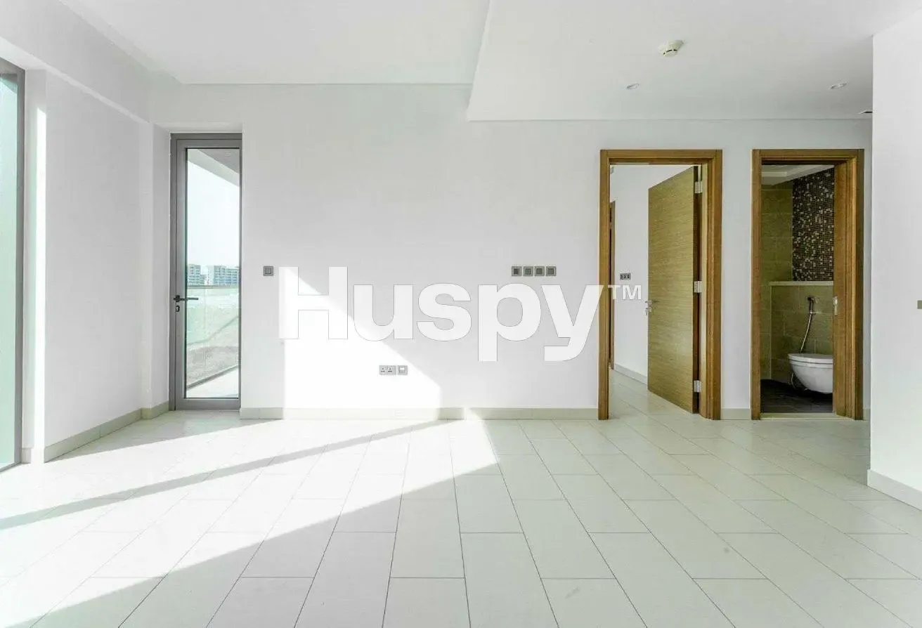 Low Floor | Community View | Vacant