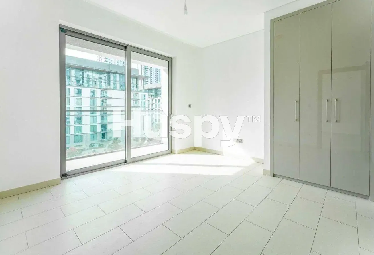 Low Floor | Community View | Vacant