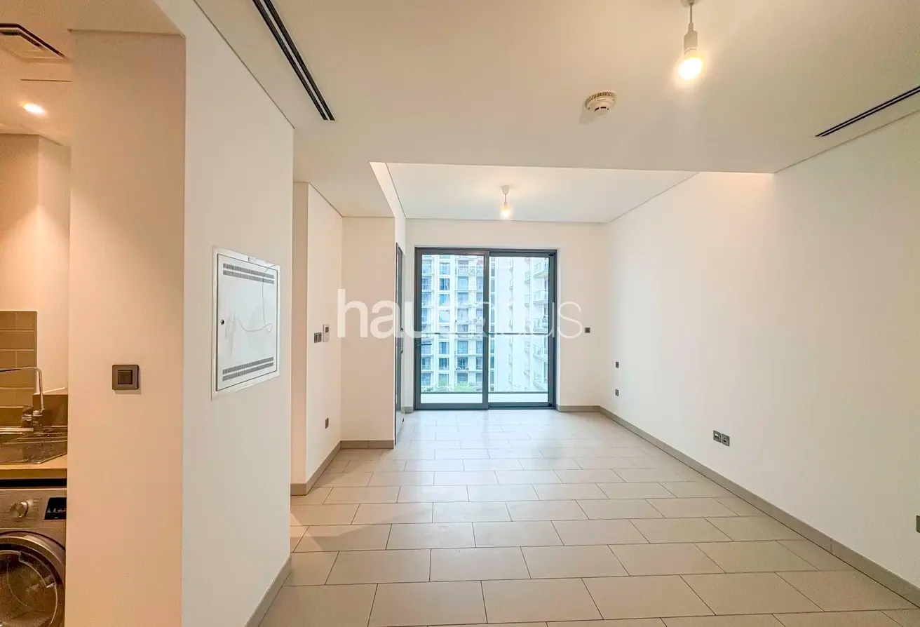 Vacant | Modern Living | Excellent Amenities