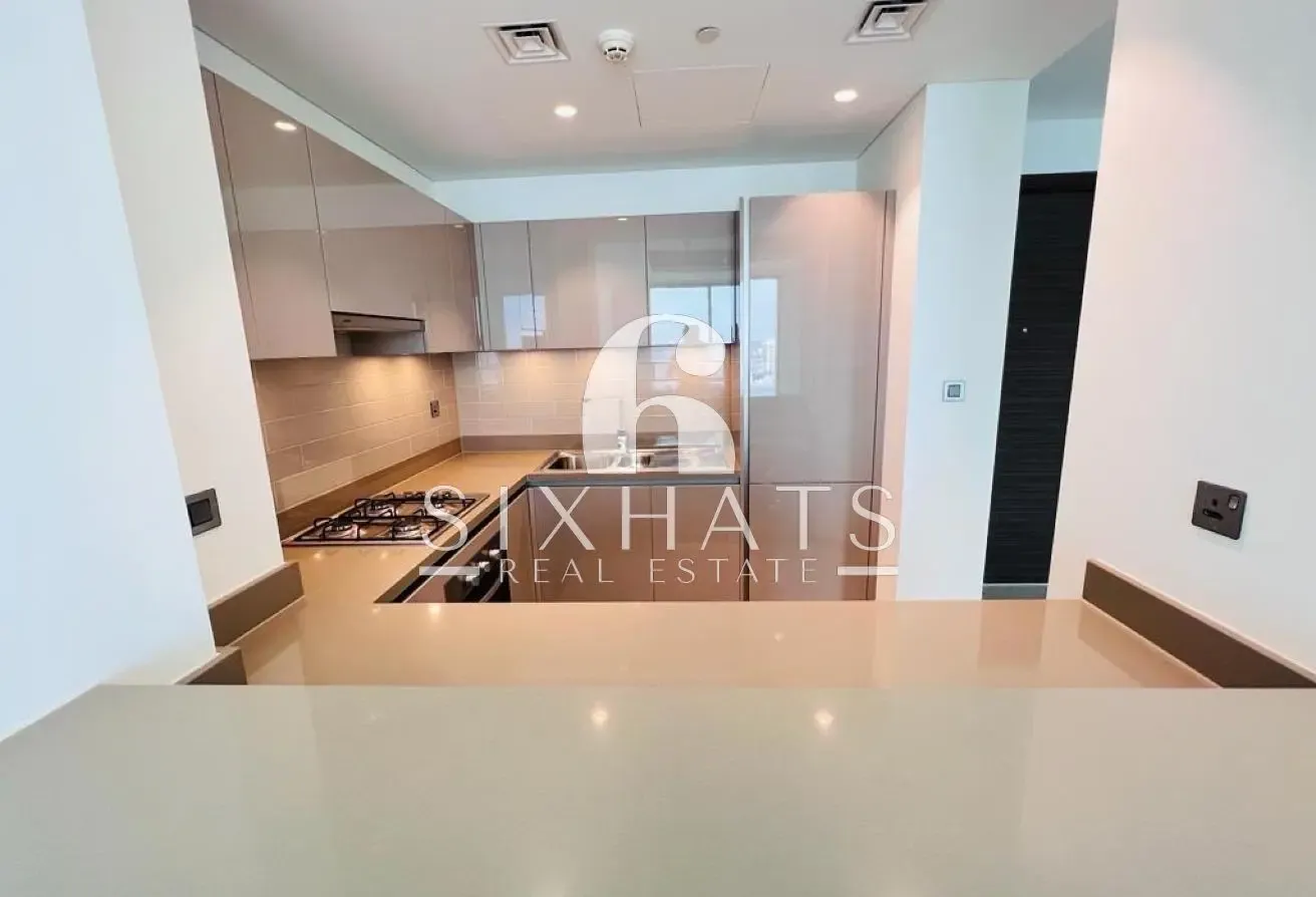 SPACIOUS LAYOUT | PARK VIEW | VACANT |