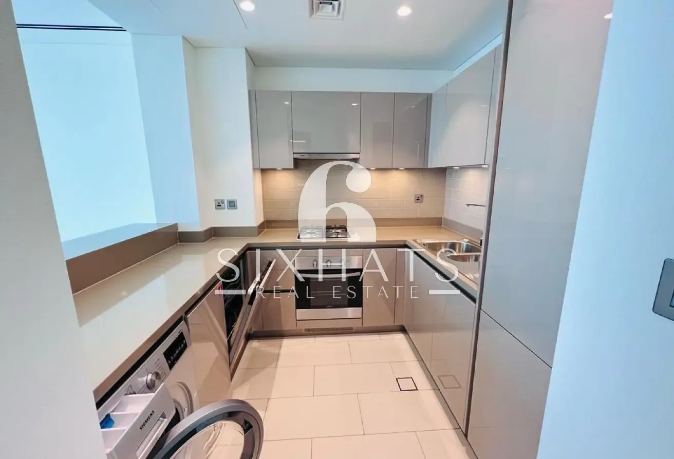 SPACIOUS LAYOUT | PARK VIEW | VACANT |
