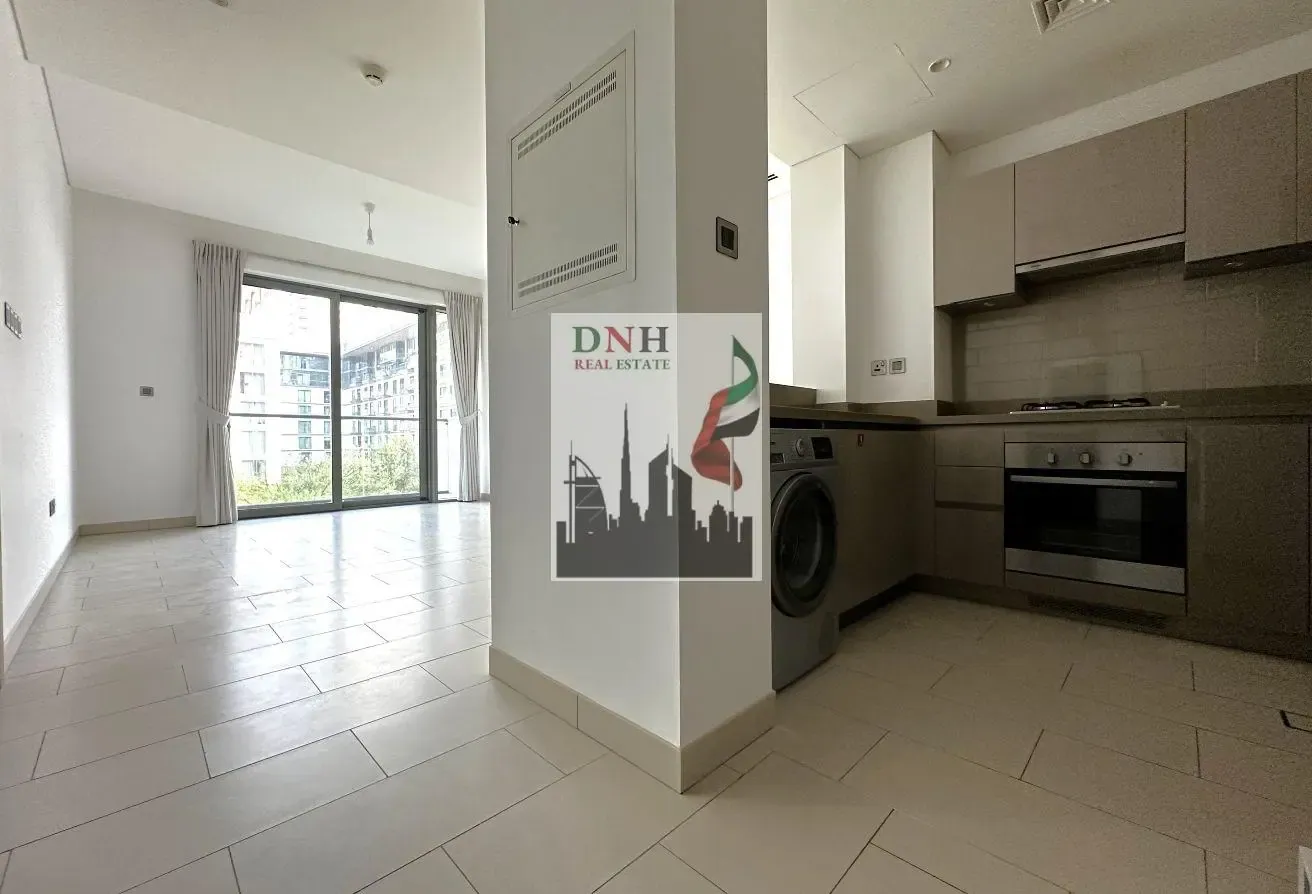 Spacious 1 BR | Vacant Soon | Premium Location