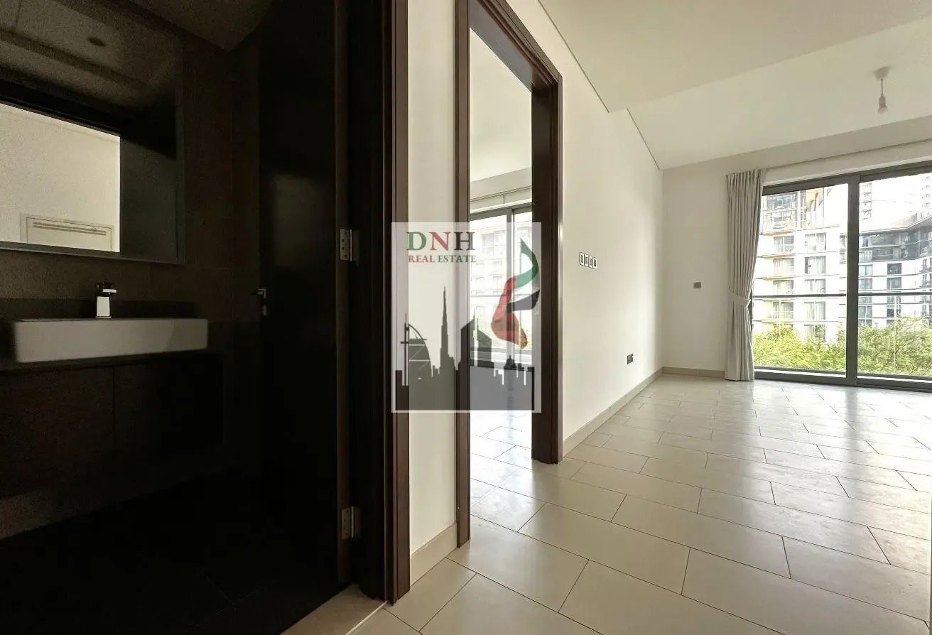 Spacious 1 BR | Vacant Soon | Premium Location
