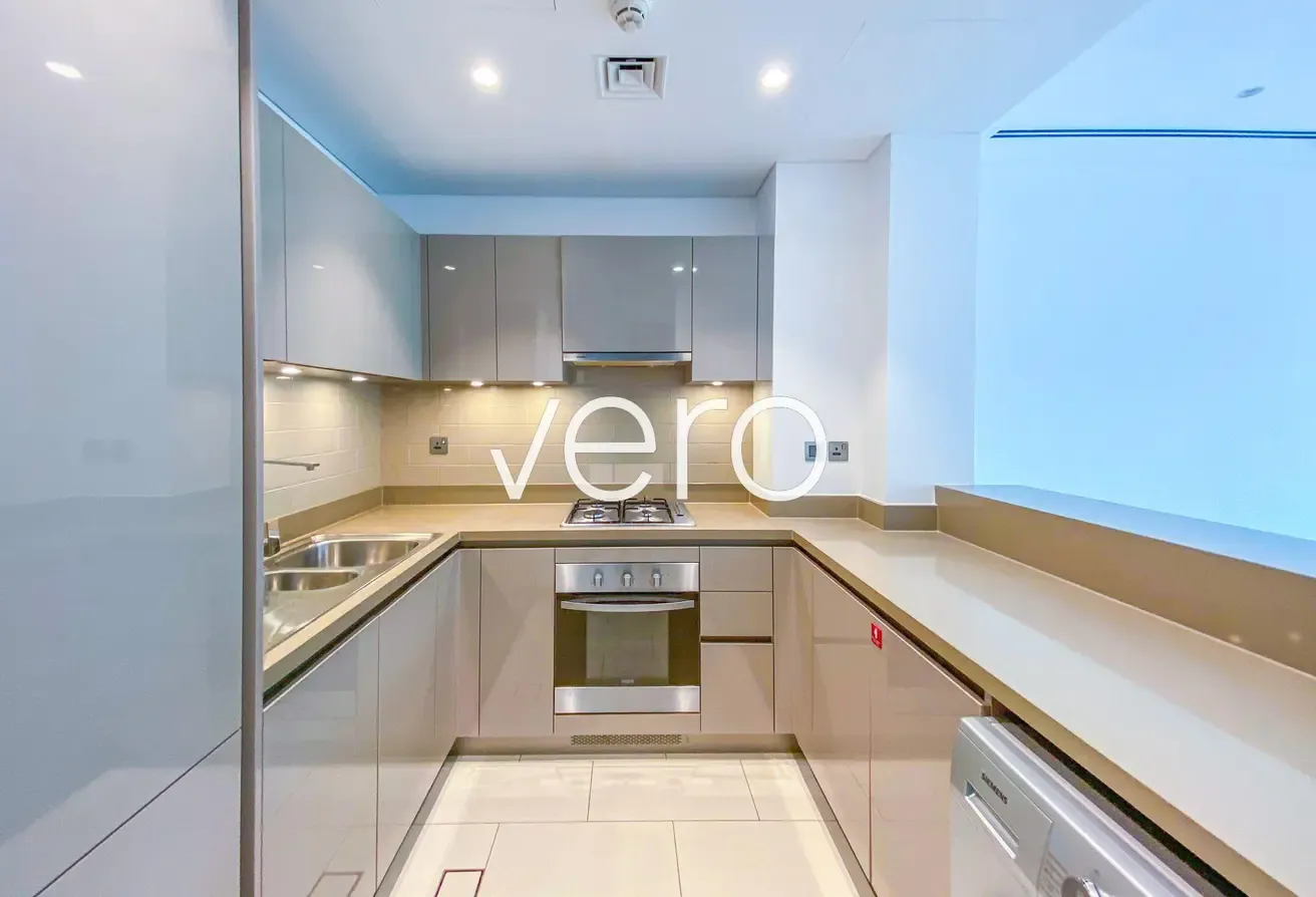 Park Views | Flexible Cheques | Ready to Move In