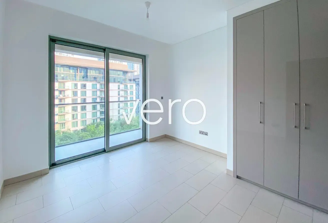 Park Views | Flexible Cheques | Ready to Move In