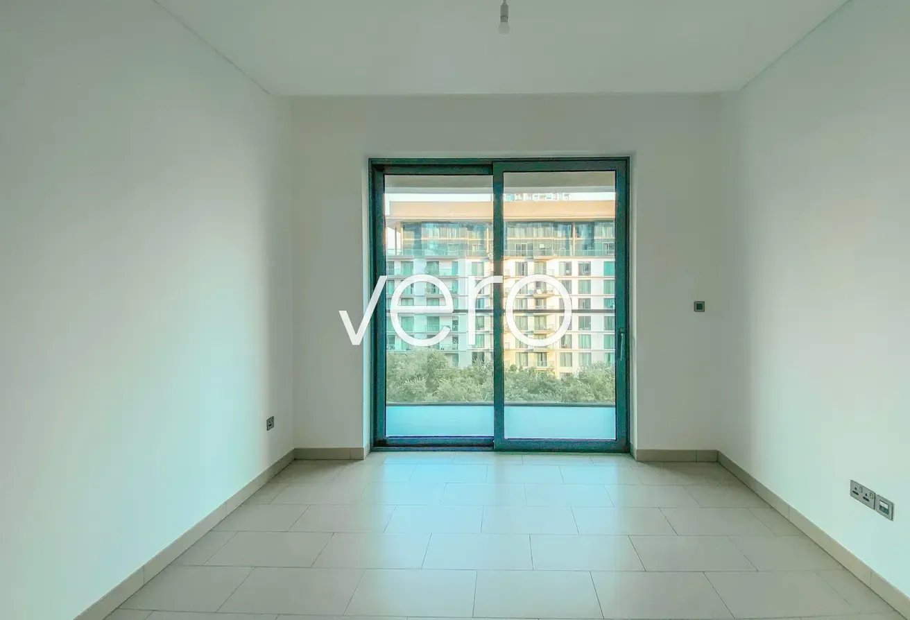 Park Views | Flexible Cheques | Ready to Move In