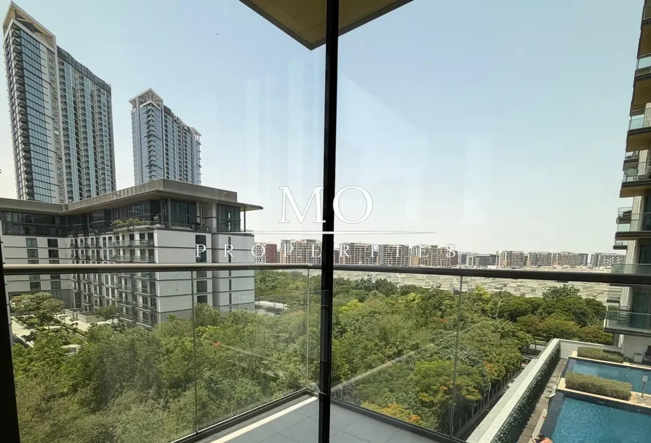 Prime Location I Pool View I Unfurnished