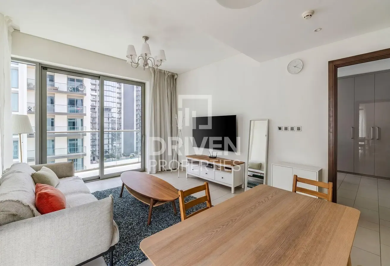 Fully Furnished Apt | Vacant | Keys In Hand