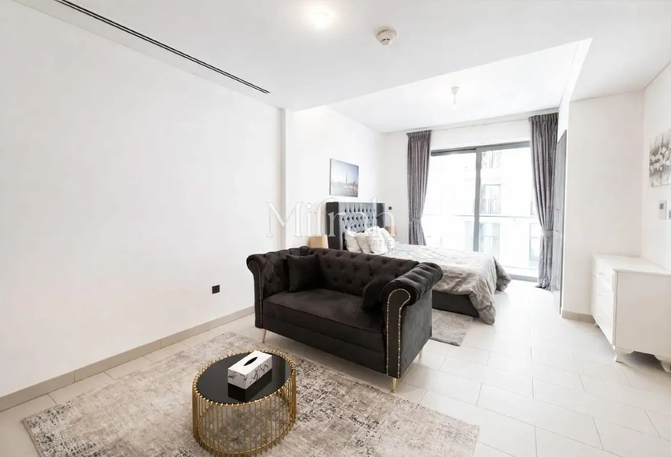 Ready to Move | Elegant Furnished | Monthly Cheque