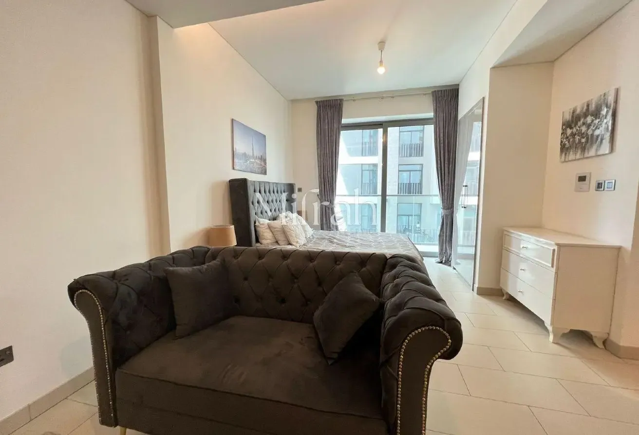 Ready to Move | Elegant Furnished | Monthly Cheque