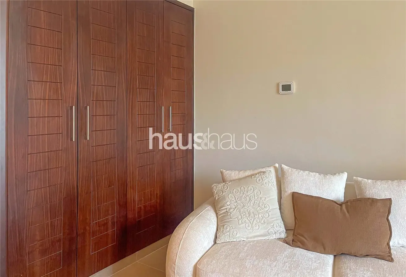 Brand New Furniture | Prime Downtown | Spacious