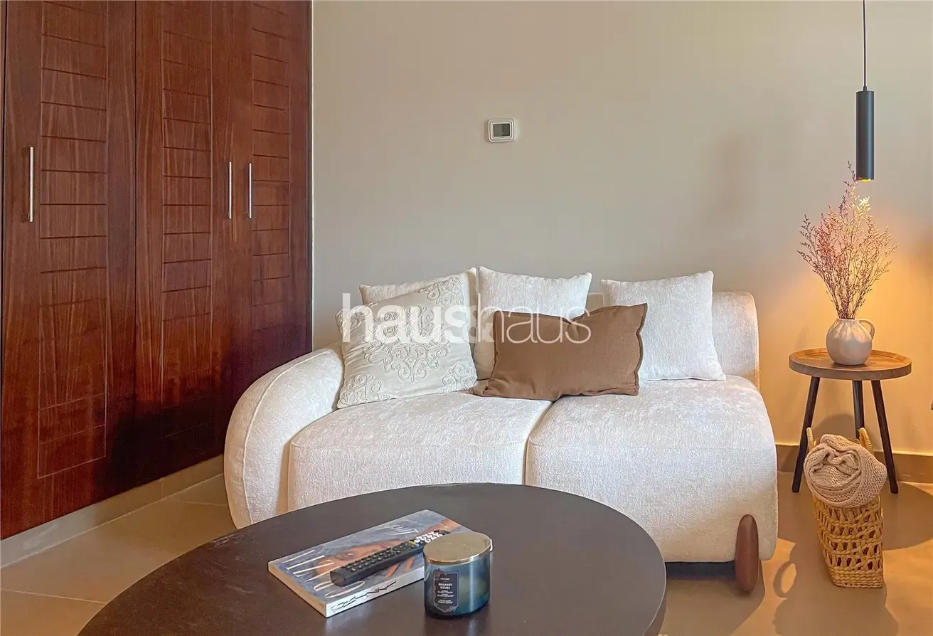 Brand New Furniture | Prime Downtown | Spacious