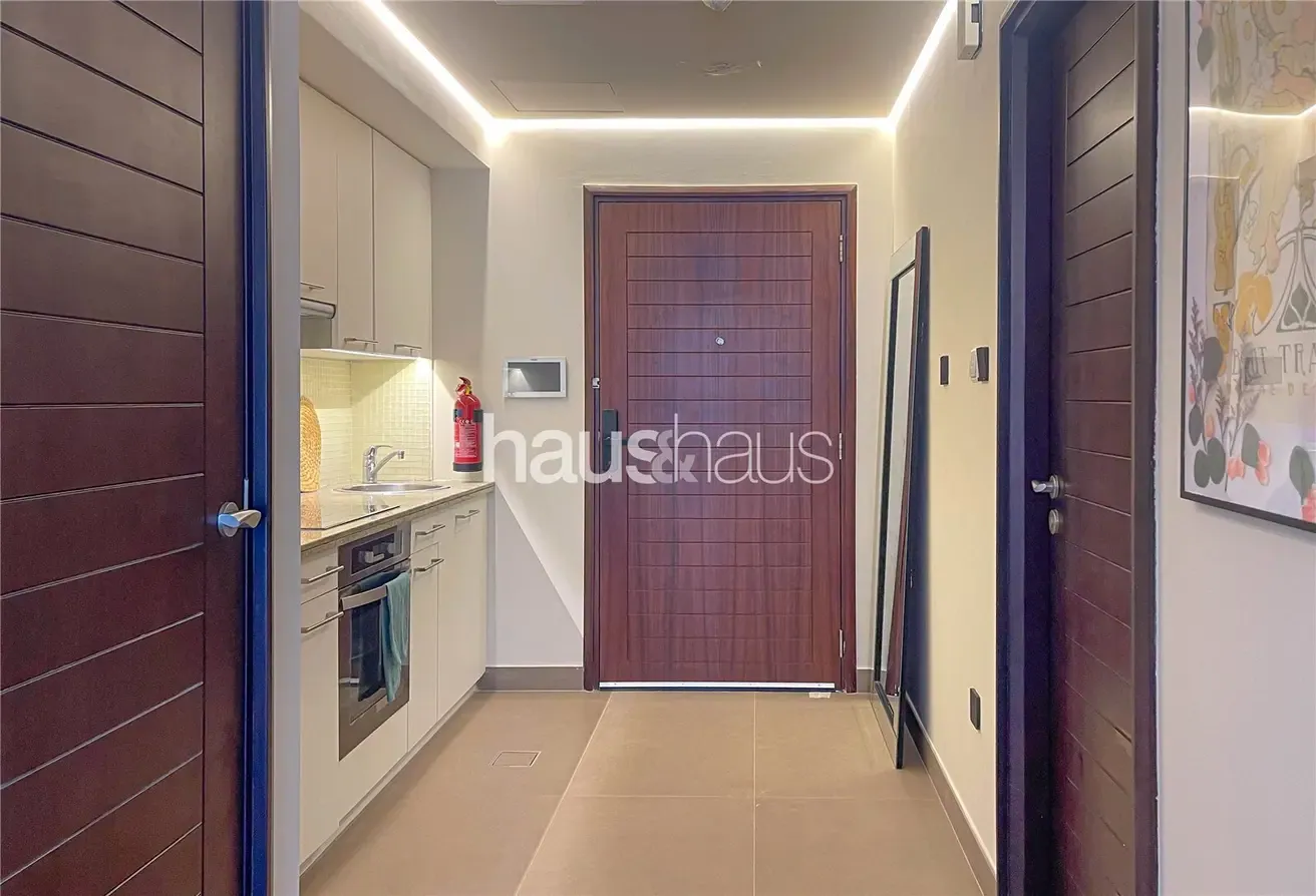 Brand New Furniture | Prime Downtown | Spacious