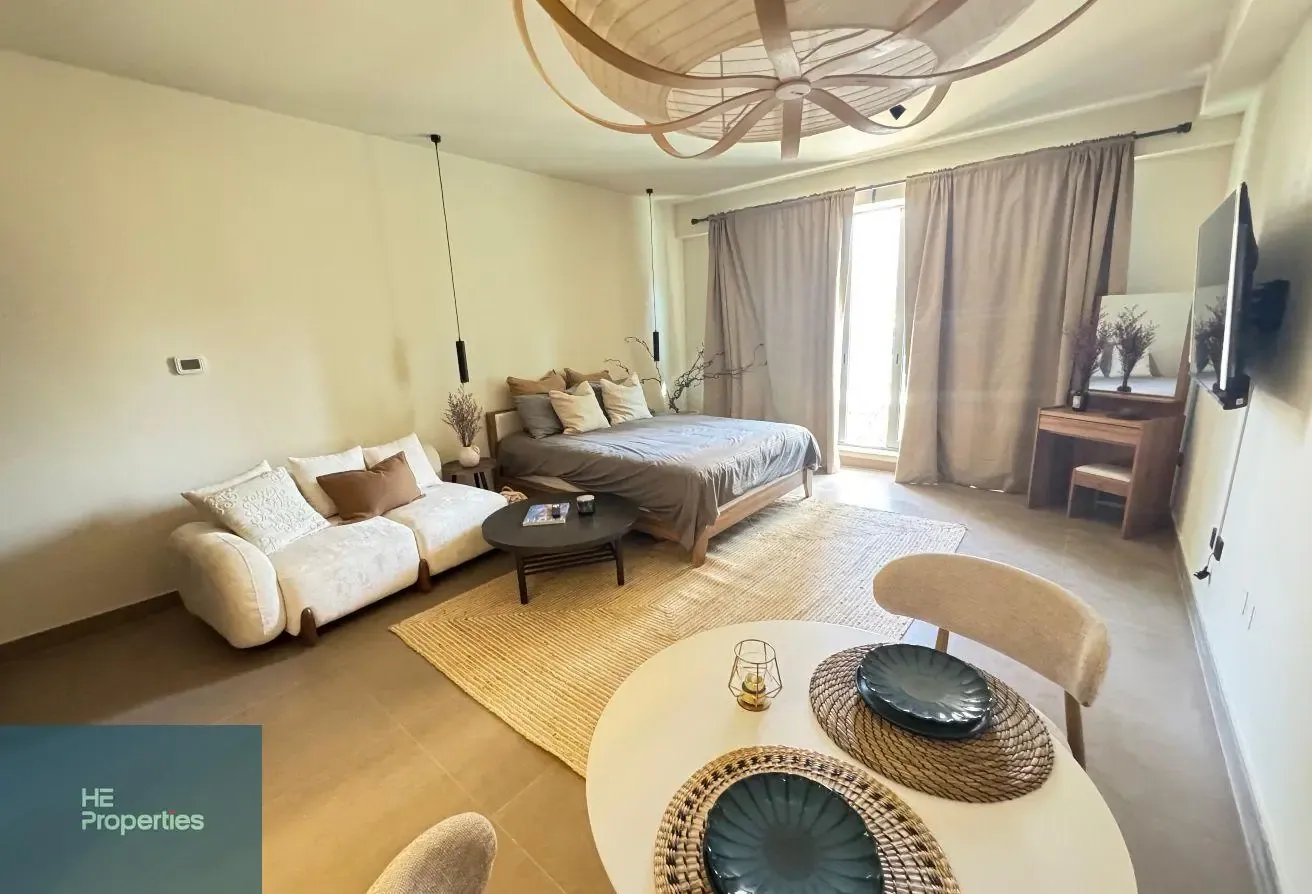 Upgraded Studio | Boulevard View | Fully Furnished