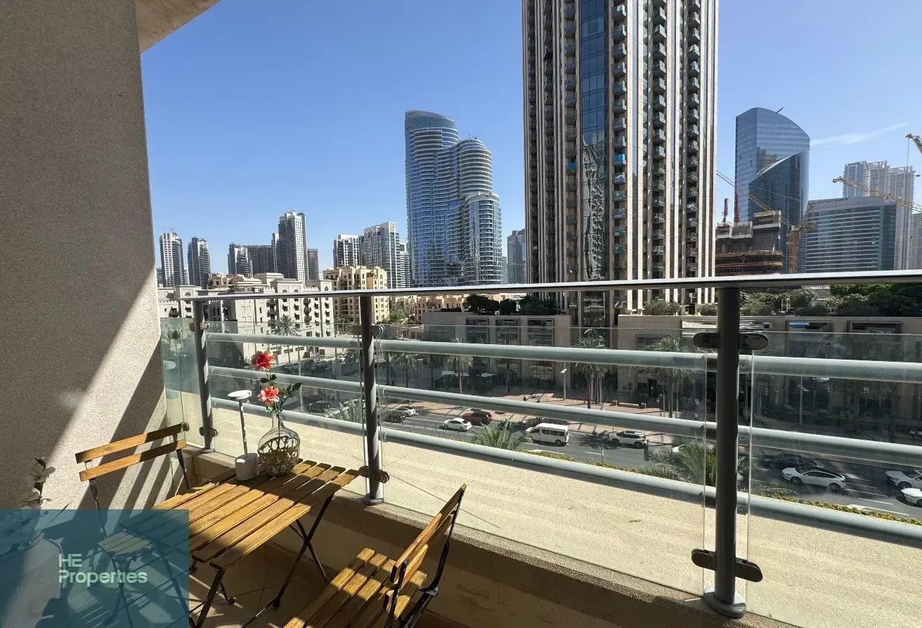 Upgraded Studio | Boulevard View | Fully Furnished