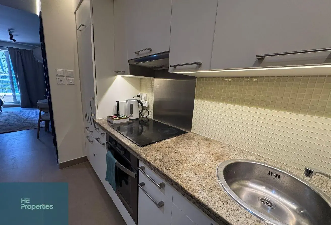 Upgraded Studio | Boulevard View | Fully Furnished