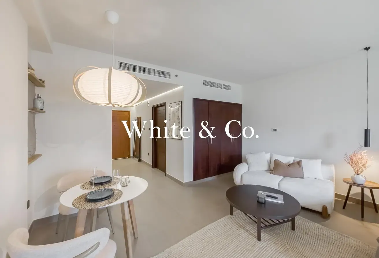 Upgraded | New Furniture | 6 Months Avail