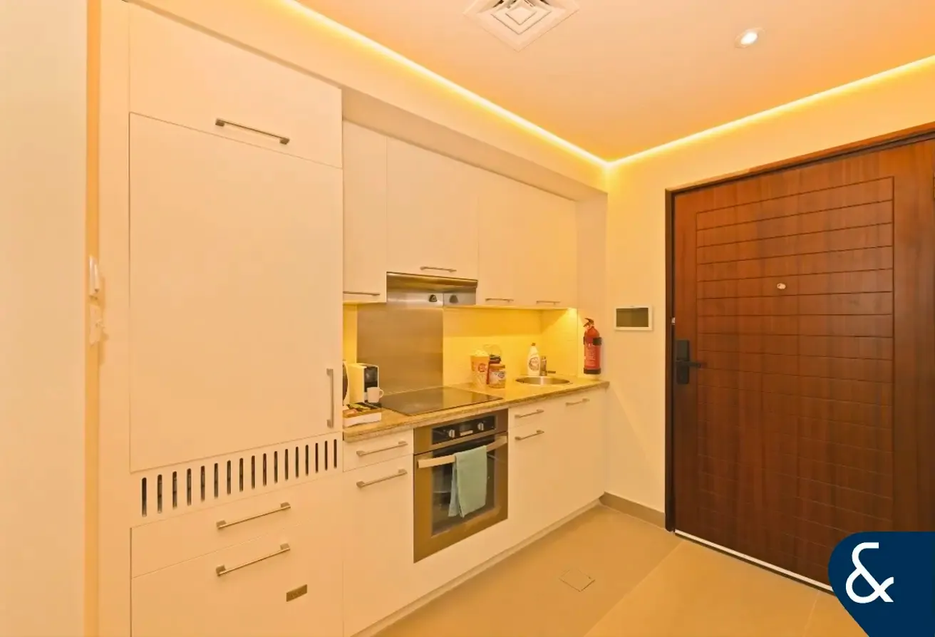 Furnished | Upgraded | Boulevard View