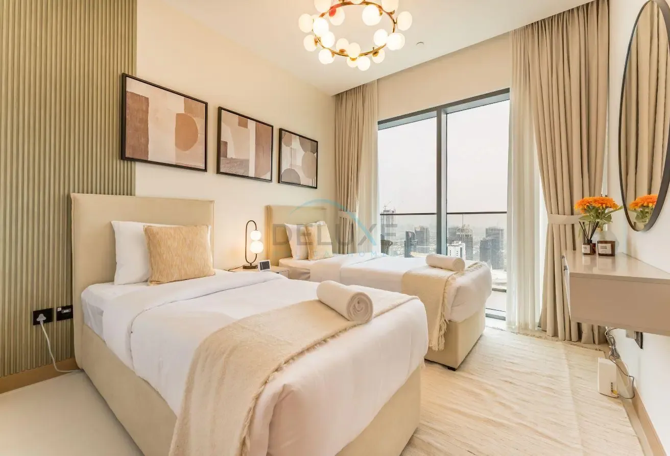 Mall and Marina Walk Access | Near Metro Station