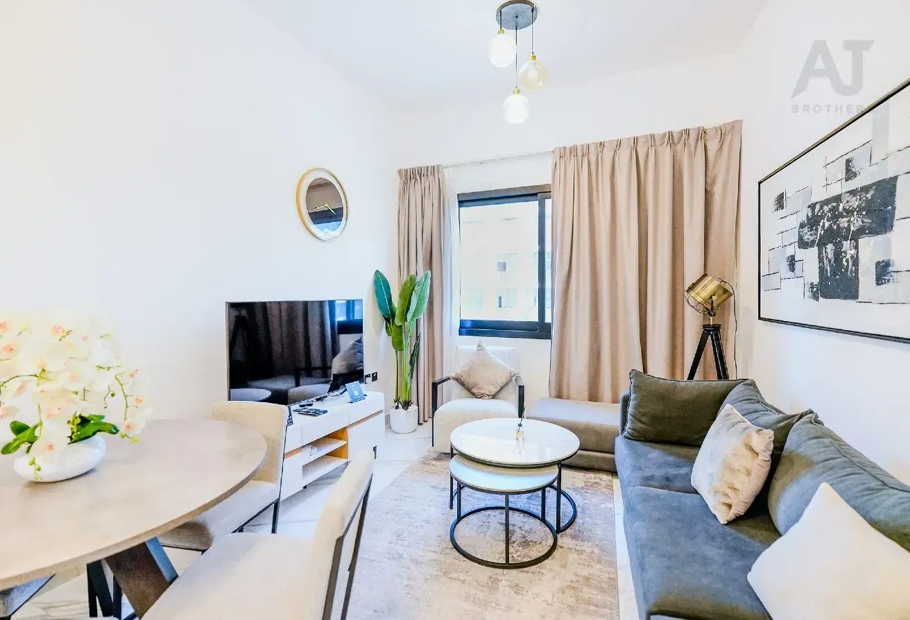 Fully Funished | Prime Location | Community View!