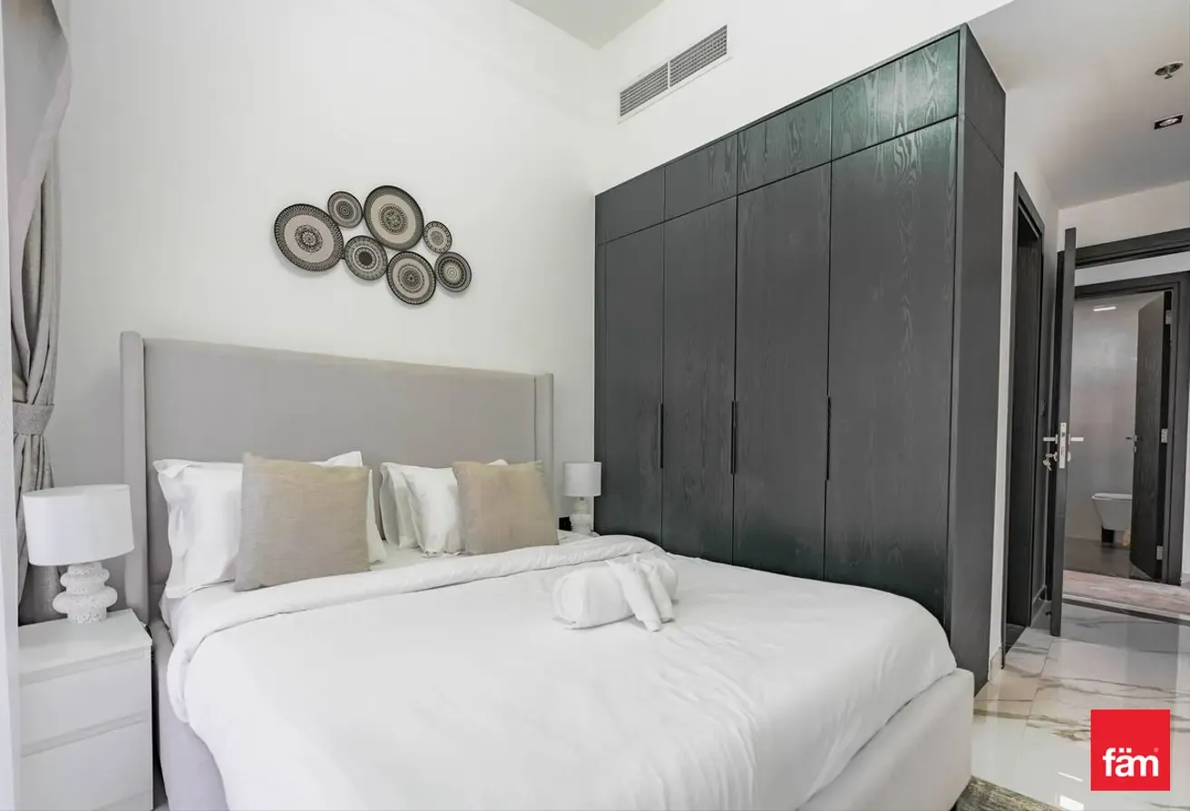 Chiller Free | Fully Furnished | 1 Month Free