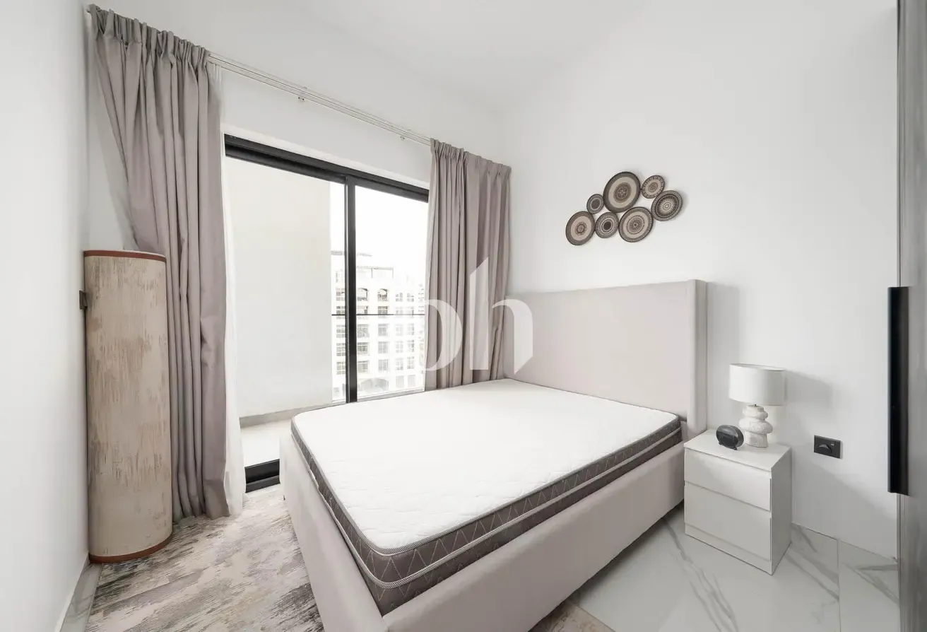 Fully Furnished | Luxury | Spacious Layout Living